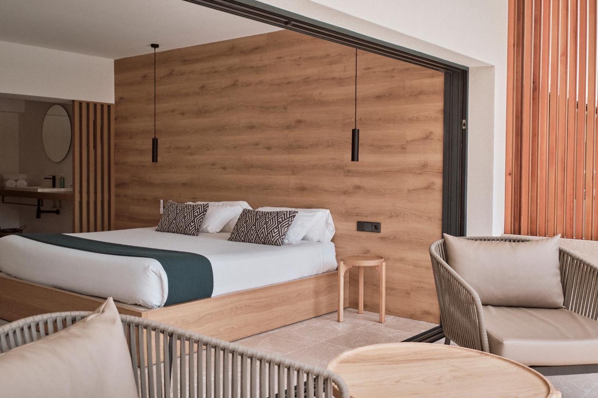 Las Gaviotas Suites Hotel & Spa Playa de Muro  Luaran gambar