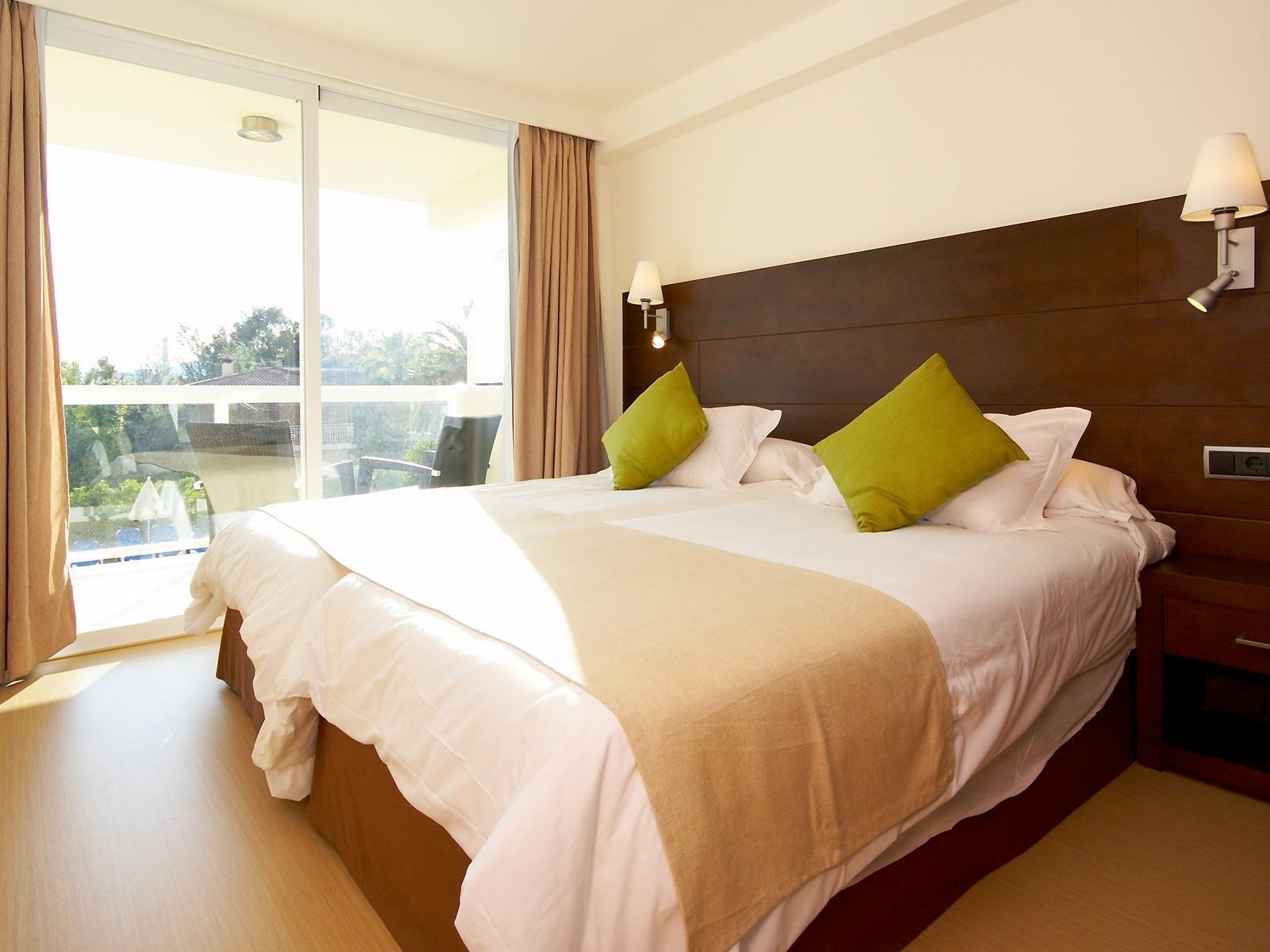Las Gaviotas Suites Hotel & Spa Playa de Muro  Luaran gambar